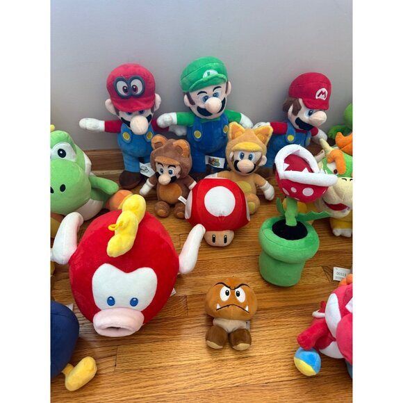 18 Super Mario Plush Toy Collection Featuring Mario Luigi Yoshi & More - Picture 3 of 4